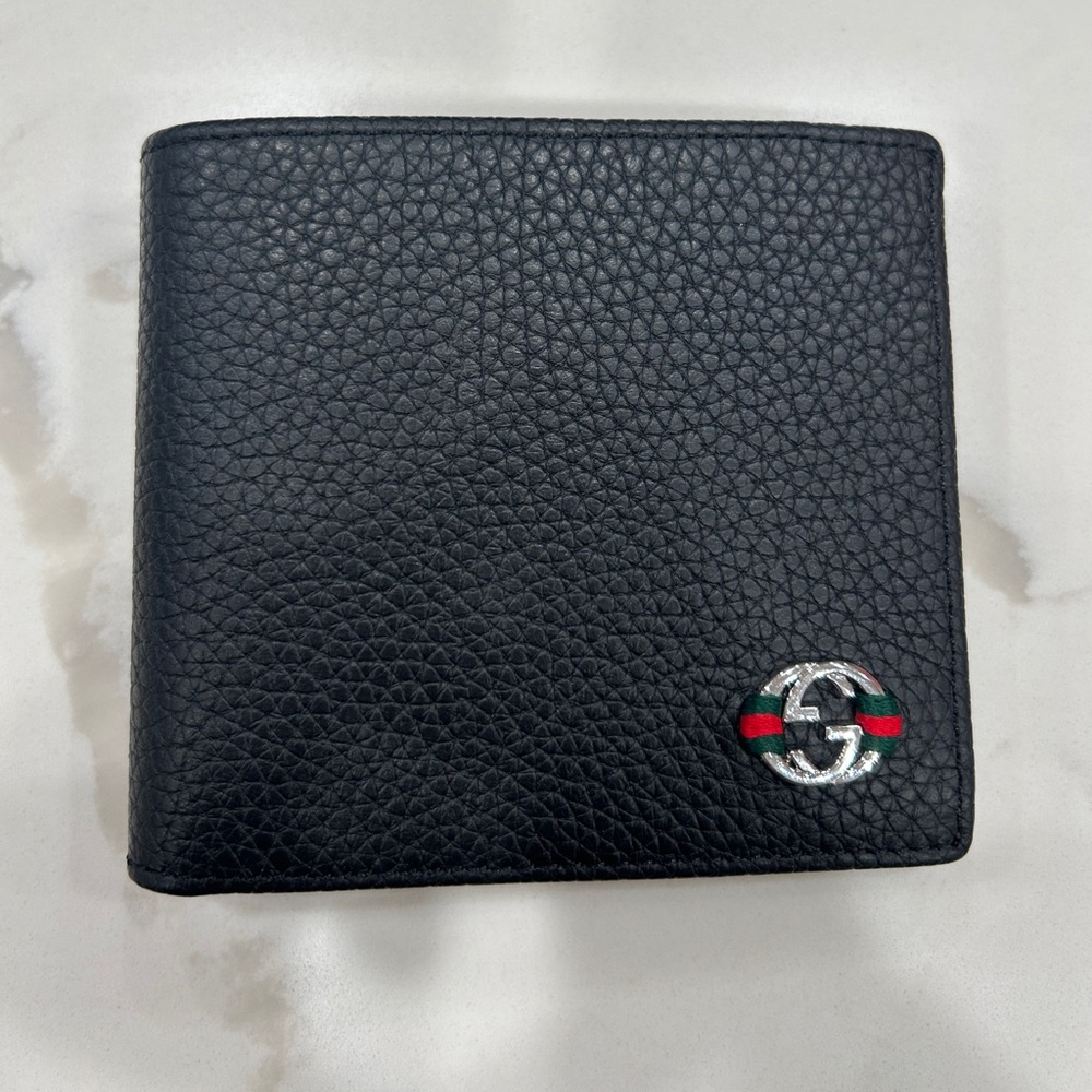 Gucci Black Leather Key & Card Holder with Iconic Emblem